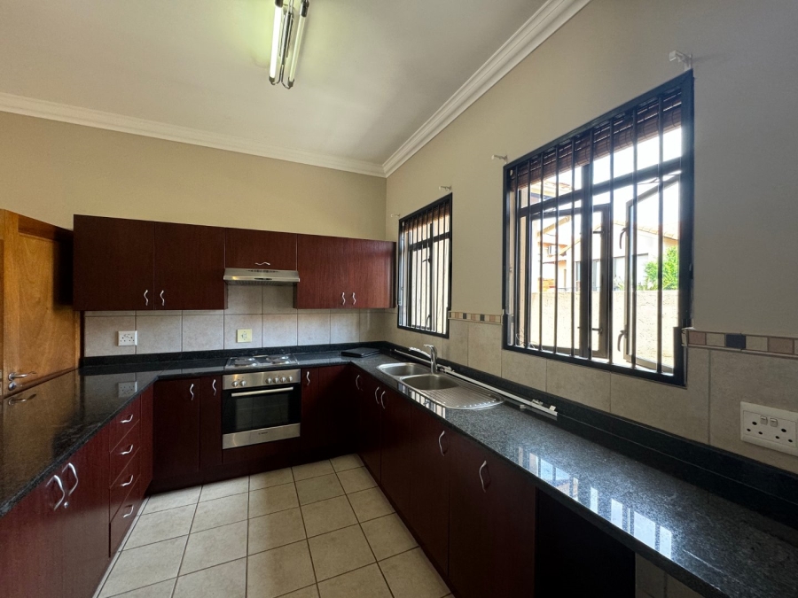 To Let 3 Bedroom Property for Rent in Xanadu North West